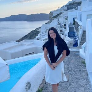 Meet your Posher, Alyssa